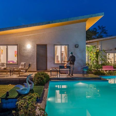 Saffronstays Roselle, Malavli - Pet-Friendly Pool Villa With Modern Interiors Lonavala Eksteriør bilde